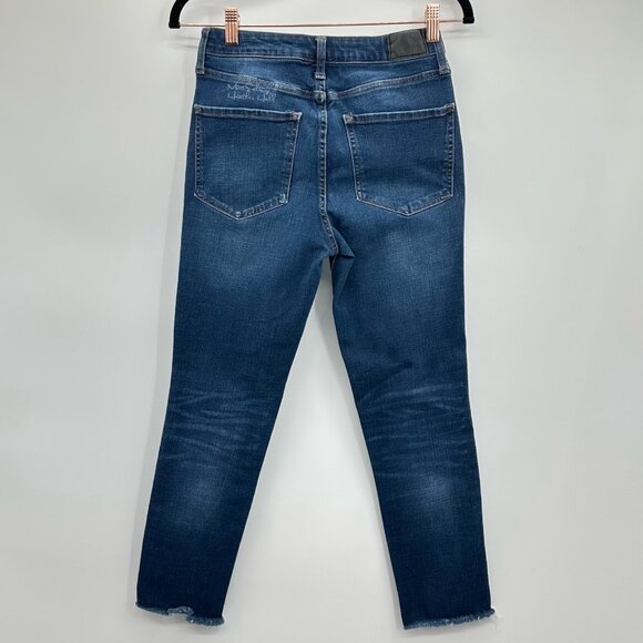 Aeropostale Button Fly Flex Effects Super High Rise Crop Jeans Size 25 - Picture 4 of 5